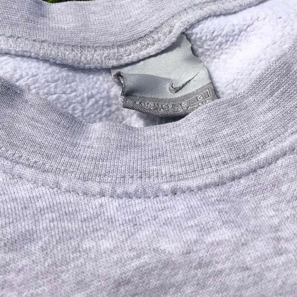 Sweater - Picture 3 of 3